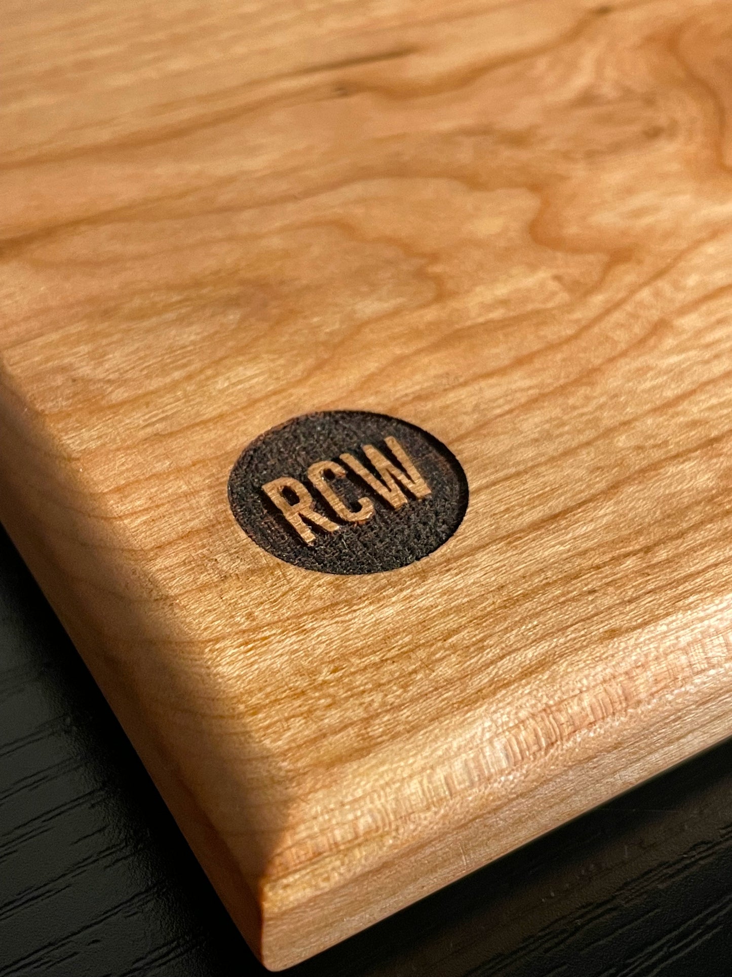 Engraved Pet Portrait (Walnut)